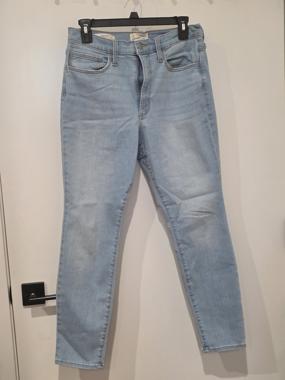 Universal Thread Light Blue Skinny Jeans